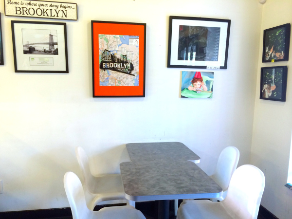 Brooklyn Cupcake's interior