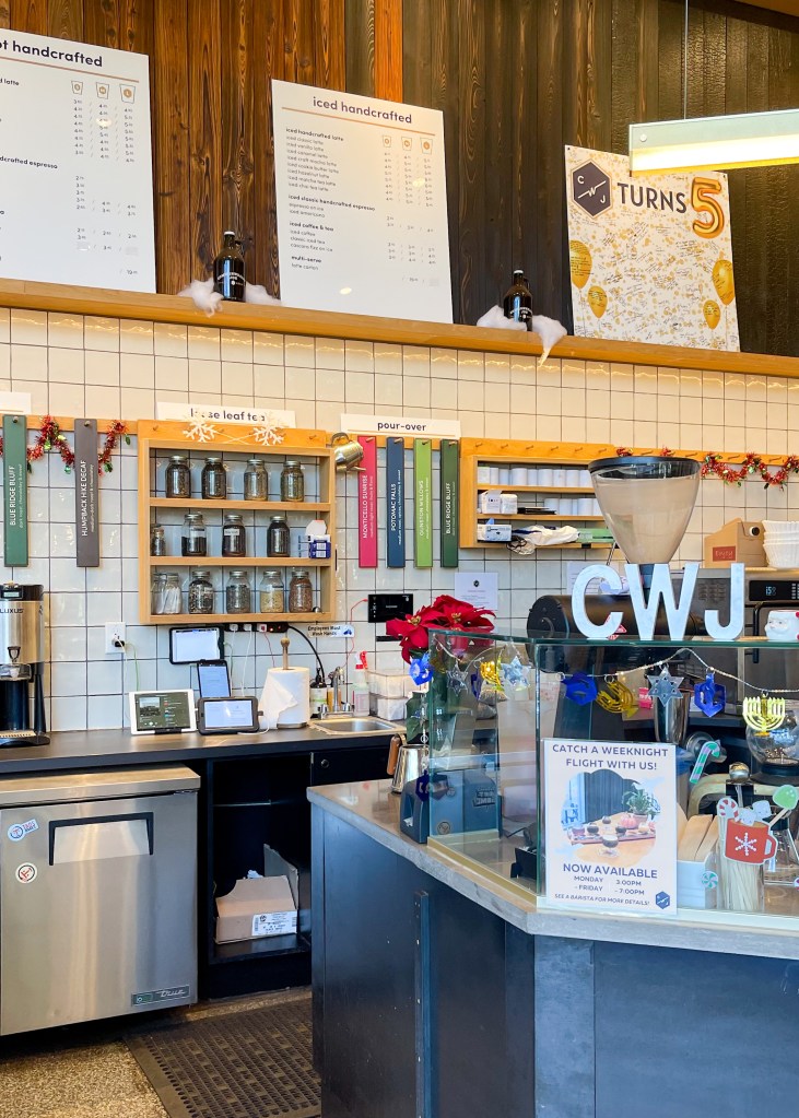 The counter at Commonwealth Joe, a coffee shop located in Arlington, Virginia